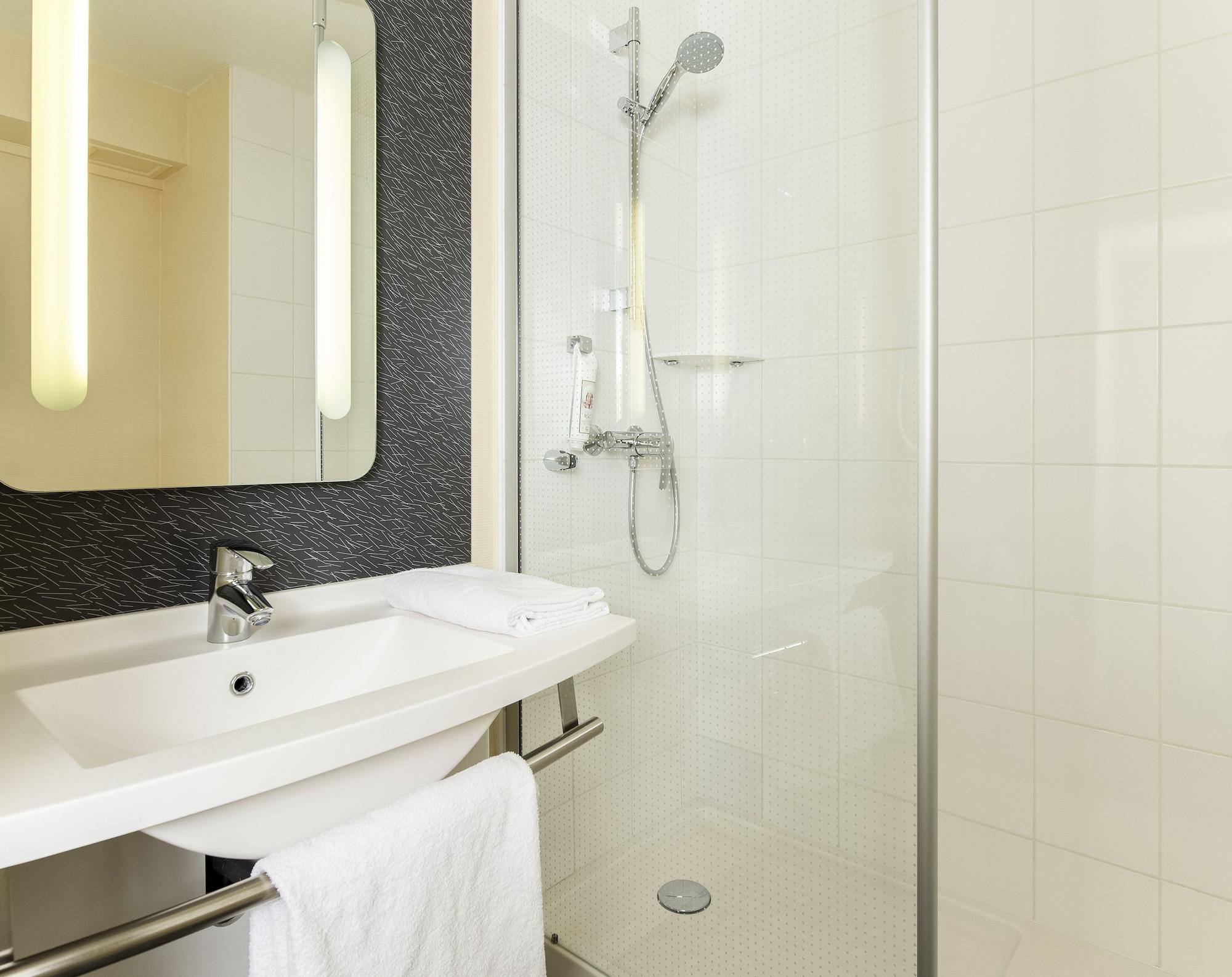 B&B Hotel Orly Rungis Aeroport 3 Etoiles Exteriör bild