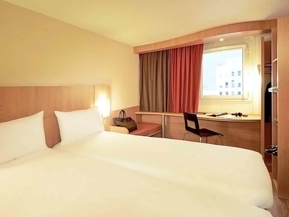 B&B Hotel Orly Rungis Aeroport 3 Etoiles Exteriör bild